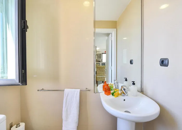 Lagos 36 By Villagrancanaria Vila *