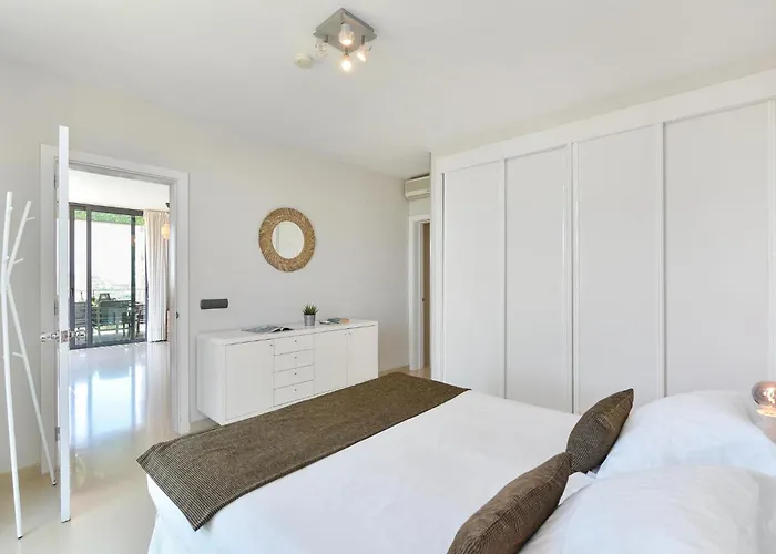 Lagos 36 By Villagrancanaria Vila *