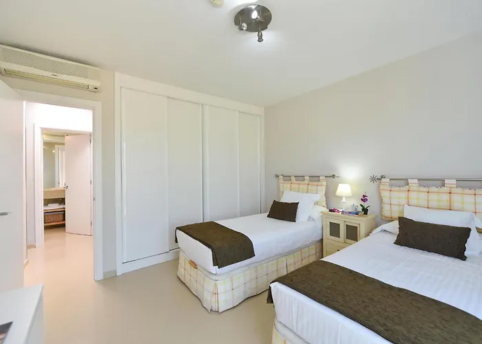 Lagos 36 By Villagrancanaria