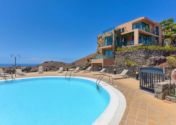 Lagos 36 By Villagrancanaria Vila *